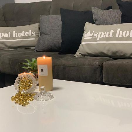 Spat Apartments Бат-Ям Экстерьер фото