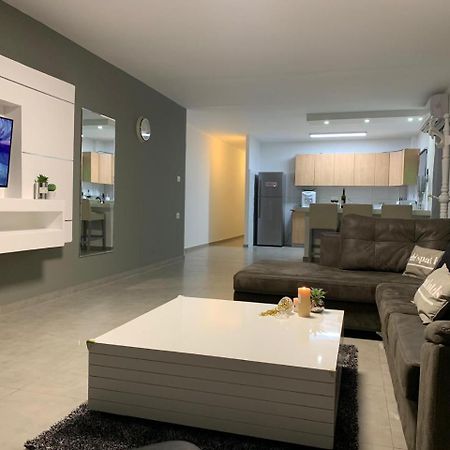 Spat Apartments Бат-Ям Экстерьер фото